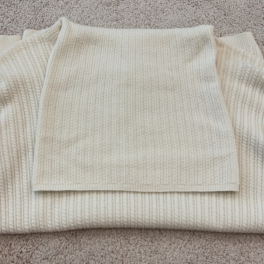 Angnona 100% Cashmere Ivory turtleneck US 2/4 - Picture 6 of 6